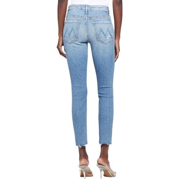 Mother High Waisted Looker Ankle Fray Jeans Size 26 In Thrilling Shots Wash Blue - Picture 3 of 14